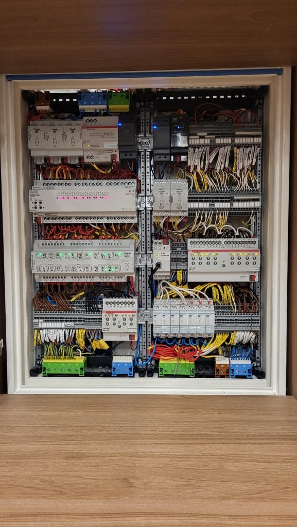 Квартира 152м з автоматизацією на KNX